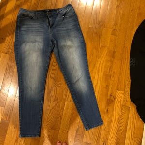 Nine West Gramercy Ankle Jeans